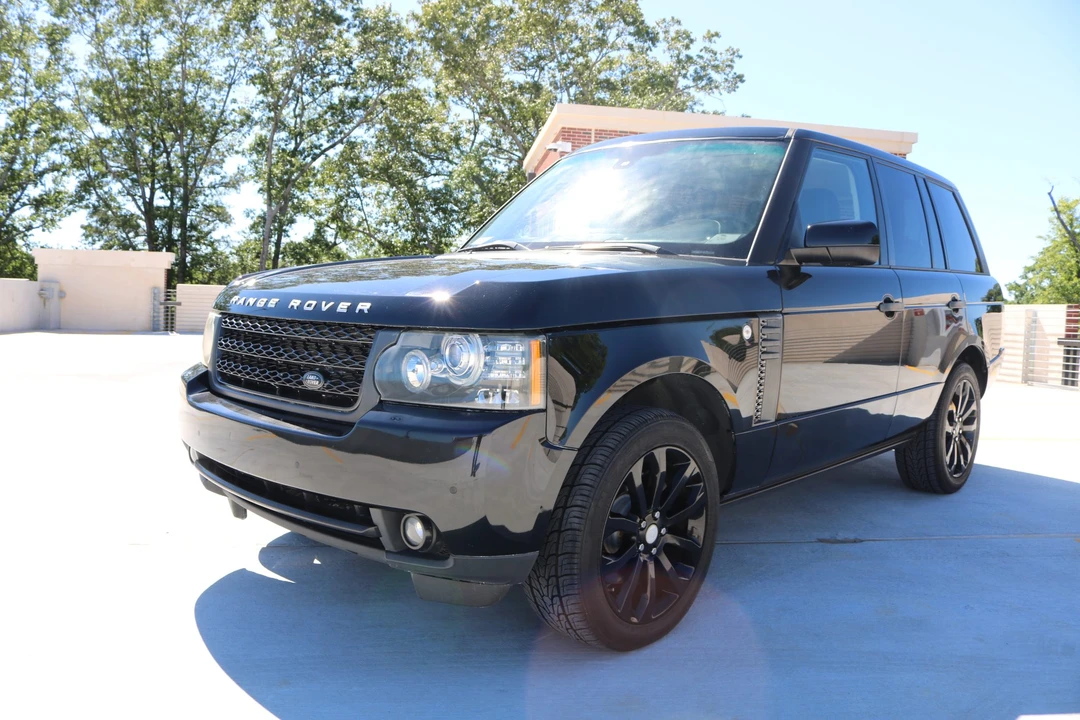 2011 Land Rover Range Rover L322 - Image 2 of 31