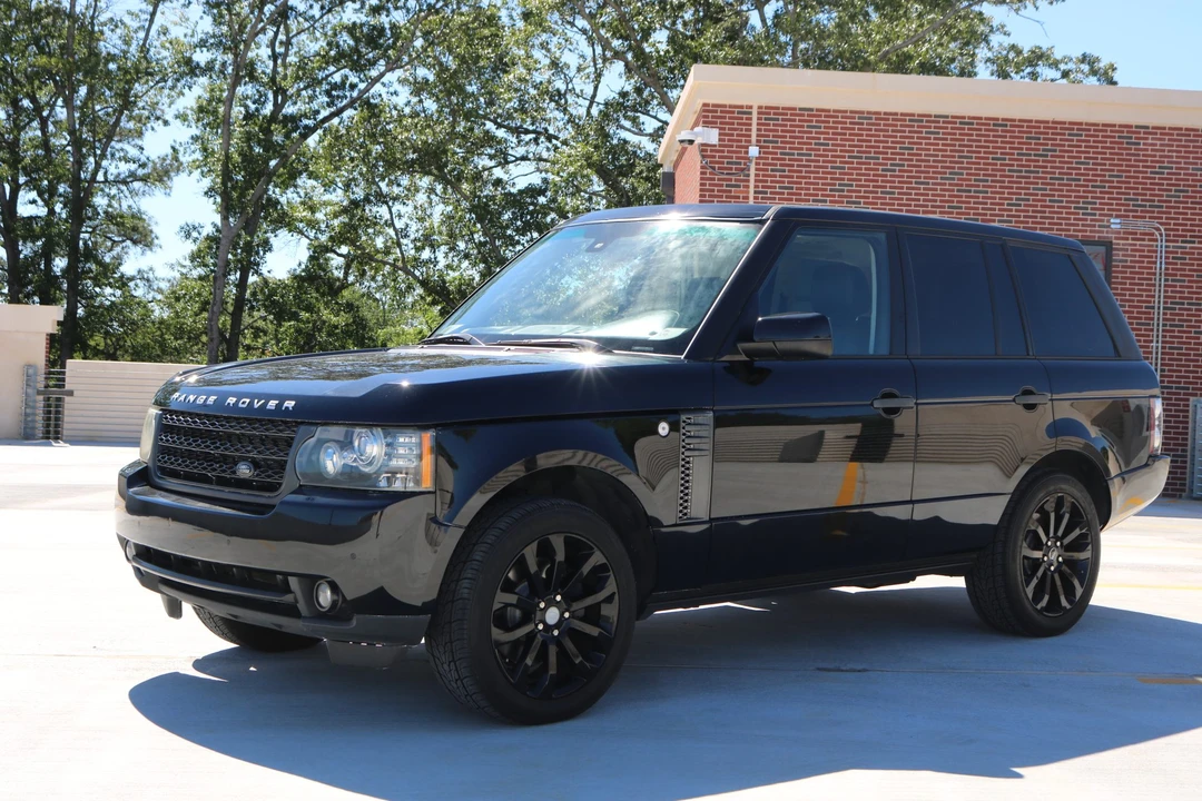 2011 Land Rover Range Rover L322 - Image 3 of 31
