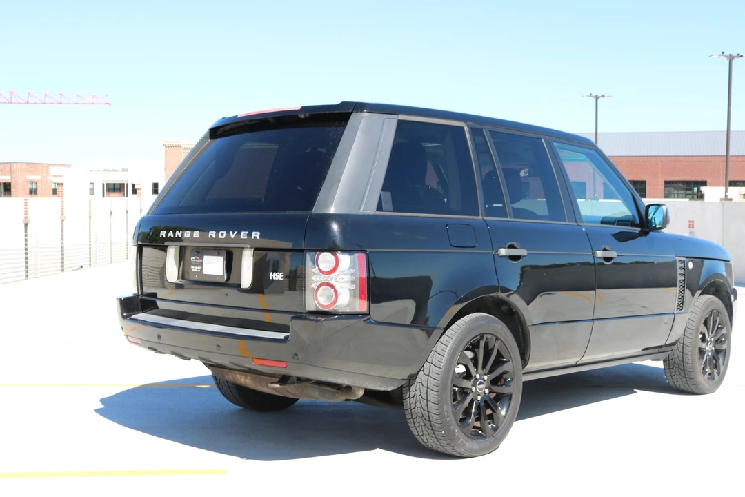 2011 Land Rover Range Rover L322 - Image 10 of 31