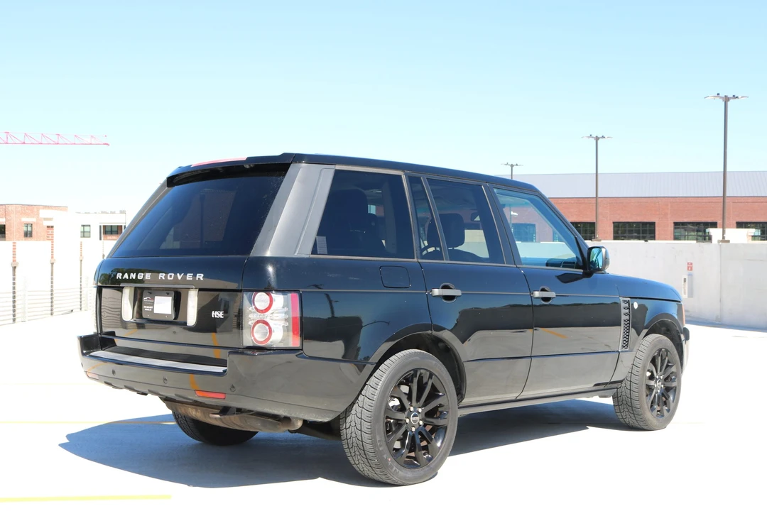 2011 Land Rover Range Rover L322 - Image 11 of 31