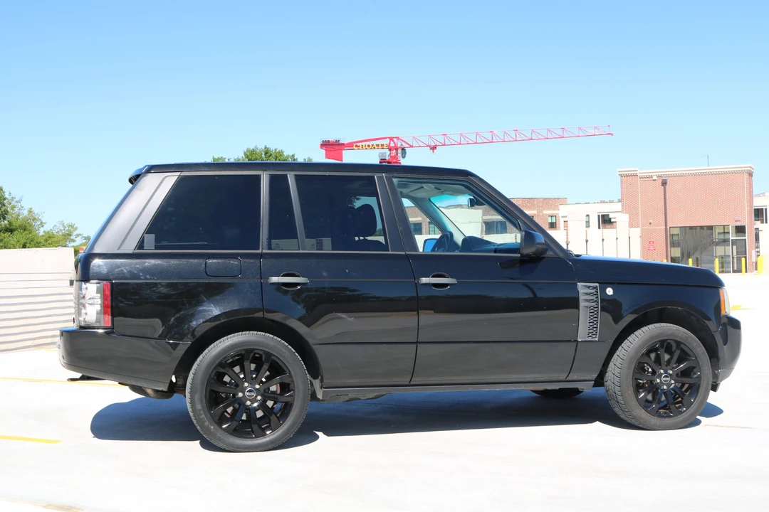 2011 Land Rover Range Rover L322 - Image 17 of 31