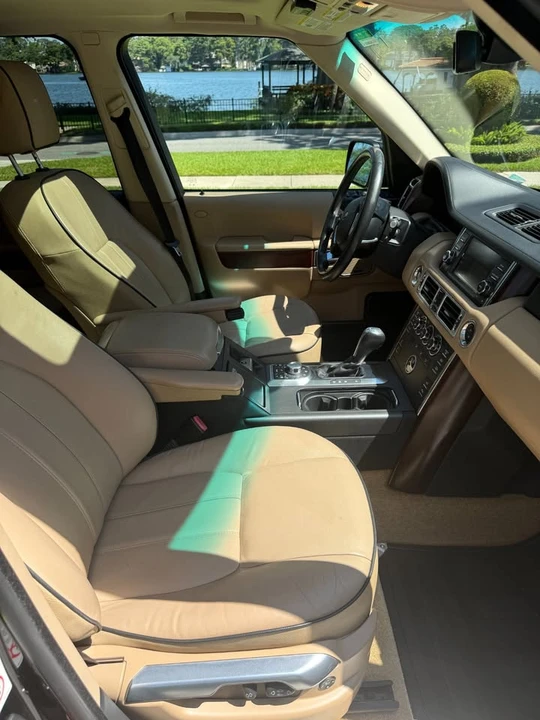 2011 Land Rover Range Rover L322 - Image 5 of 13