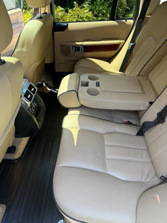 2011 Land Rover Range Rover L322 - Image 6 of 13