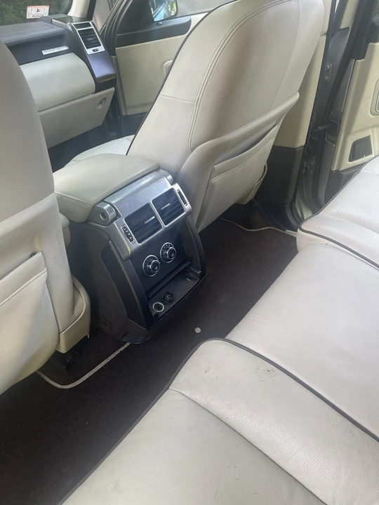 2011 Land Rover Range Rover L322 - Image 3 of 13