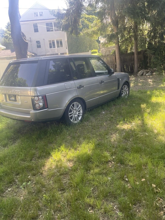 2011 Land Rover Range Rover L322 - Image 8 of 13