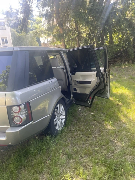 2011 Land Rover Range Rover L322 - Image 6 of 13