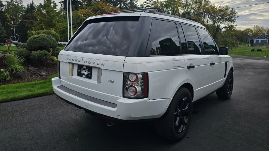 2011 Land Rover Range Rover L322 - Image 2 of 9