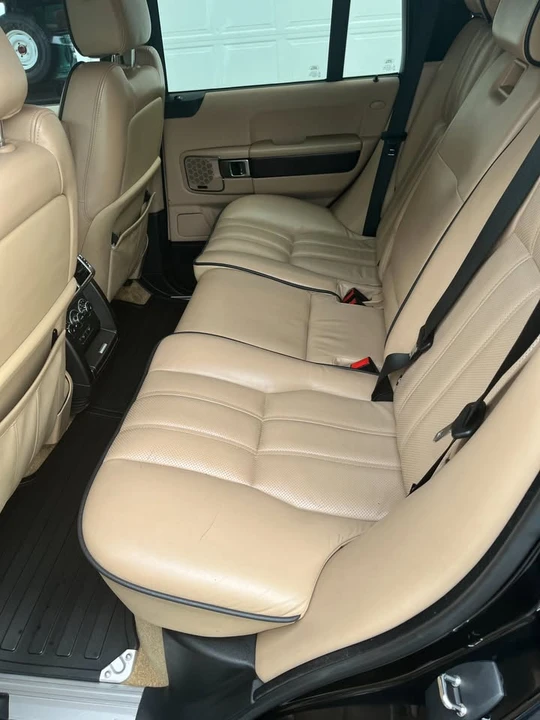 2011 Land Rover Range Rover L322 - Image 13 of 20
