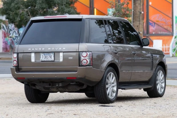 2011 Land Rover Range Rover L322 - Image 2 of 7
