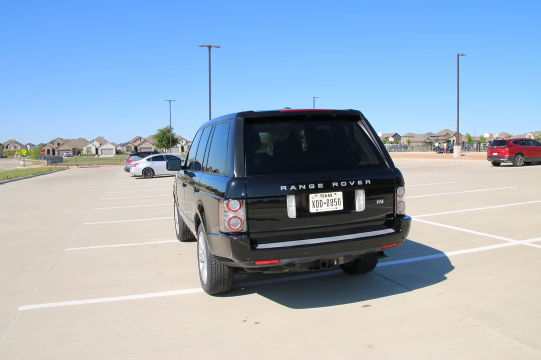 2011 Land Rover Range Rover L322 - Image 10 of 31