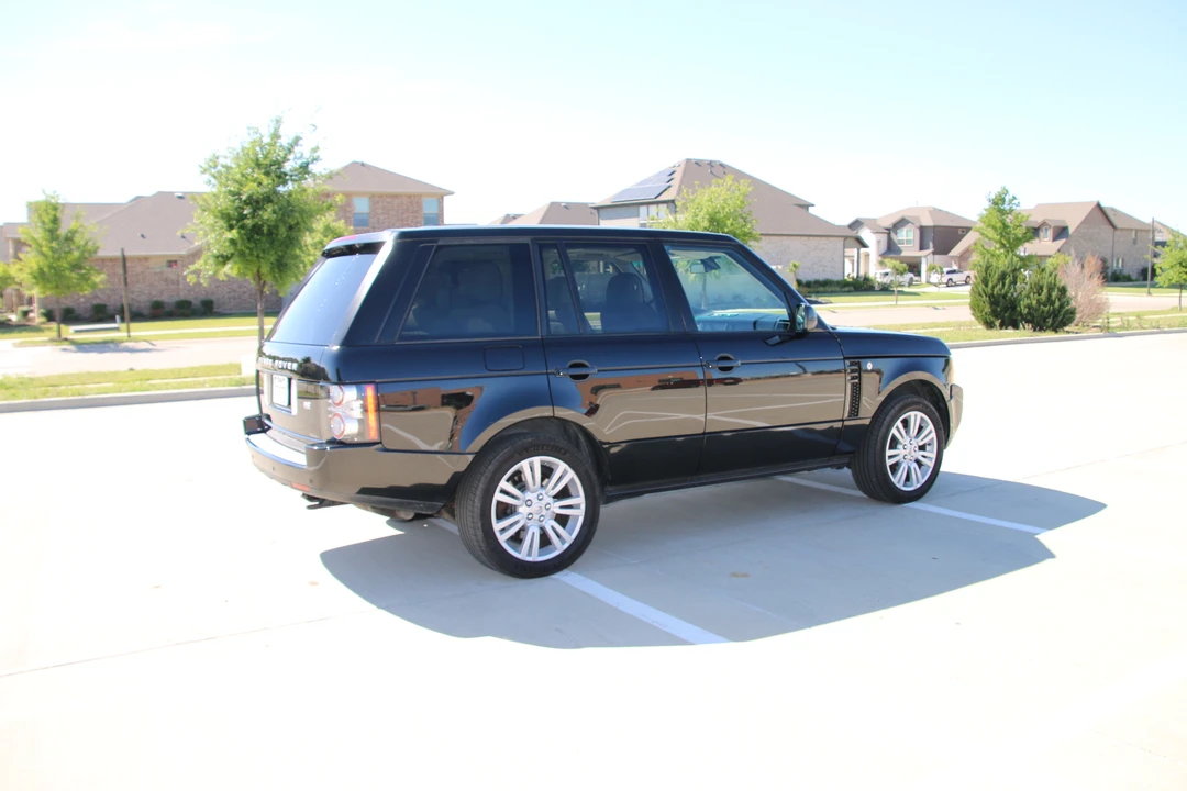 2011 Land Rover Range Rover L322 - Image 13 of 31