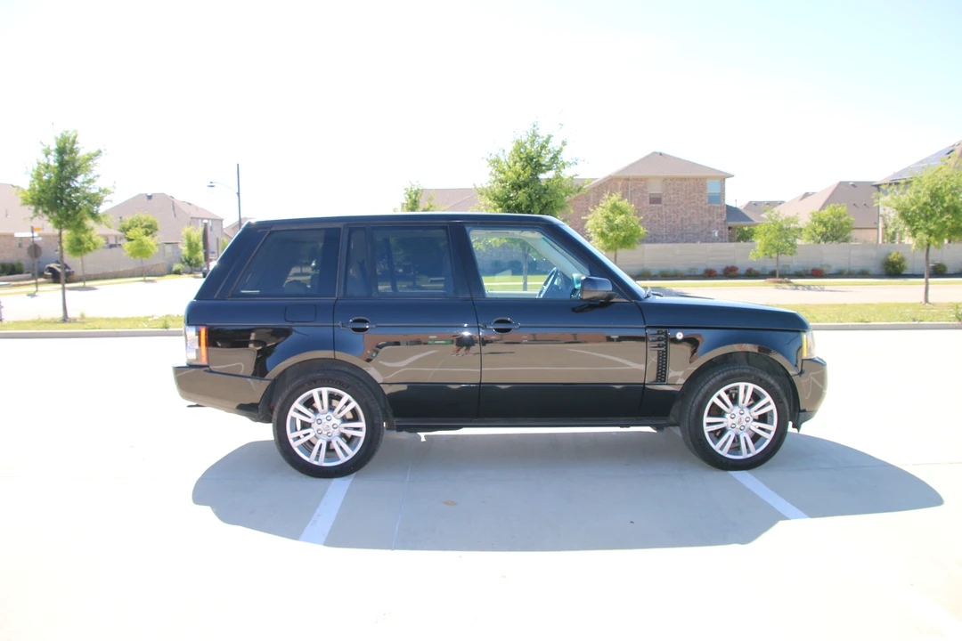 2011 Land Rover Range Rover L322 - Image 14 of 31