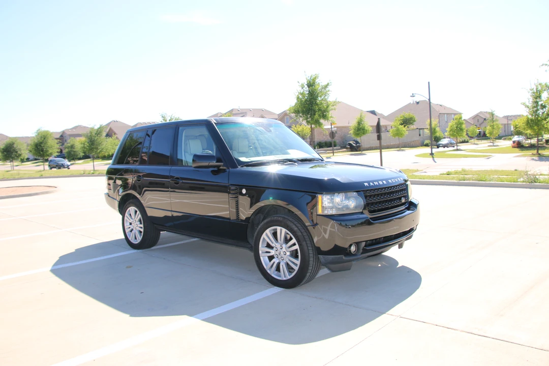 2011 Land Rover Range Rover L322 - Image 2 of 31