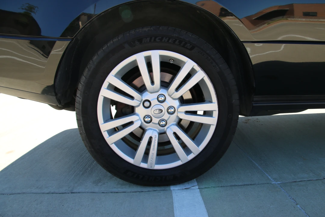 2011 Land Rover Range Rover L322 - Image 30 of 31