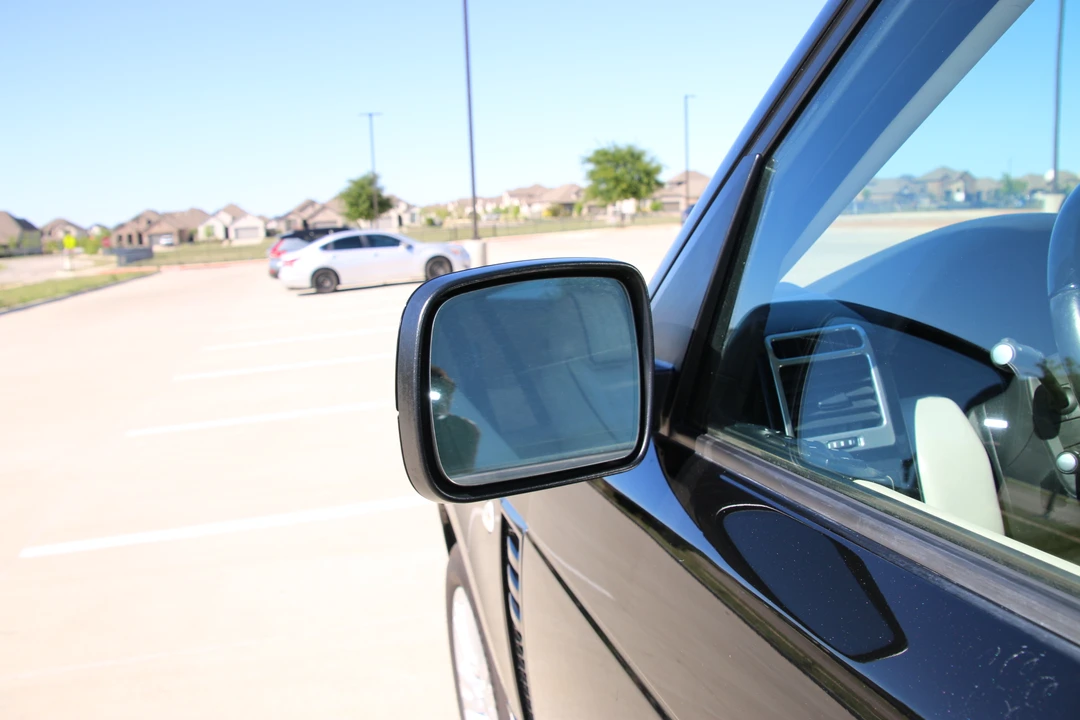 2011 Land Rover Range Rover L322 - Image 18 of 31