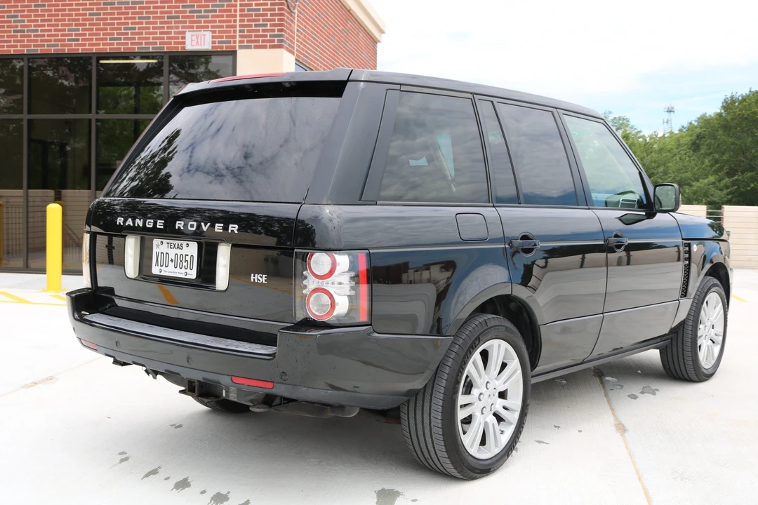 2011 Land Rover Range Rover L322 - Image 24 of 31