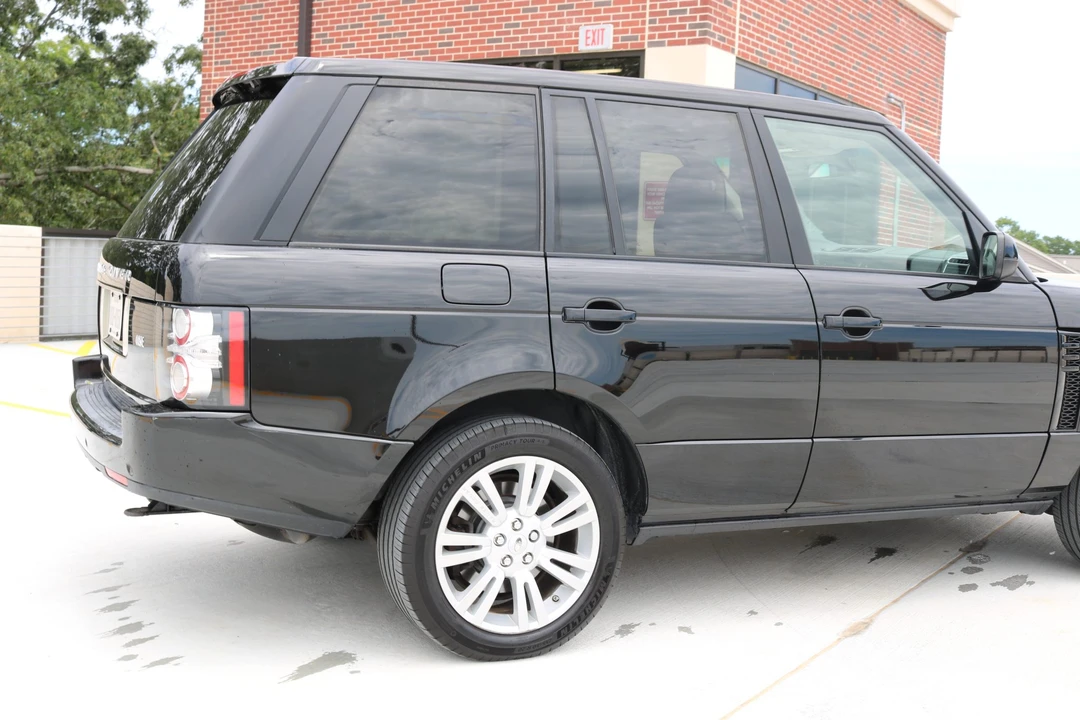 2011 Land Rover Range Rover L322 - Image 19 of 31