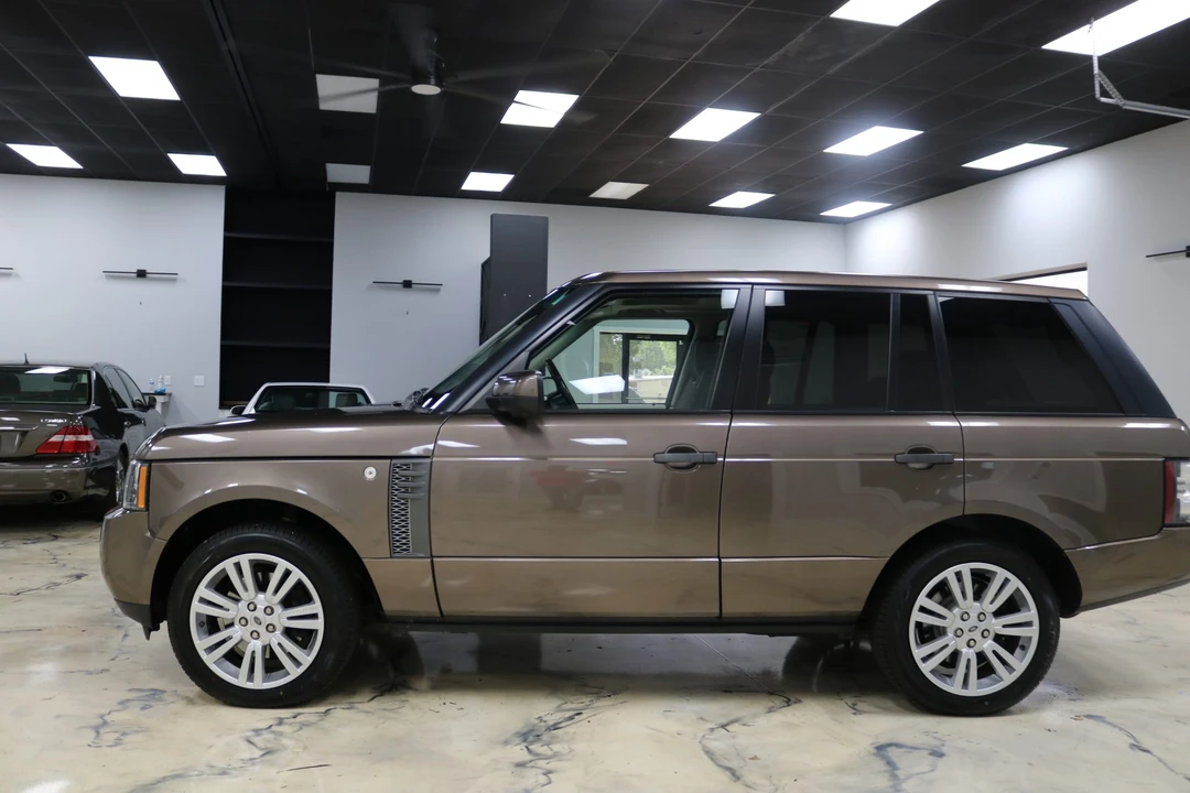2011 Land Rover Range Rover L322 - Image 10 of 31