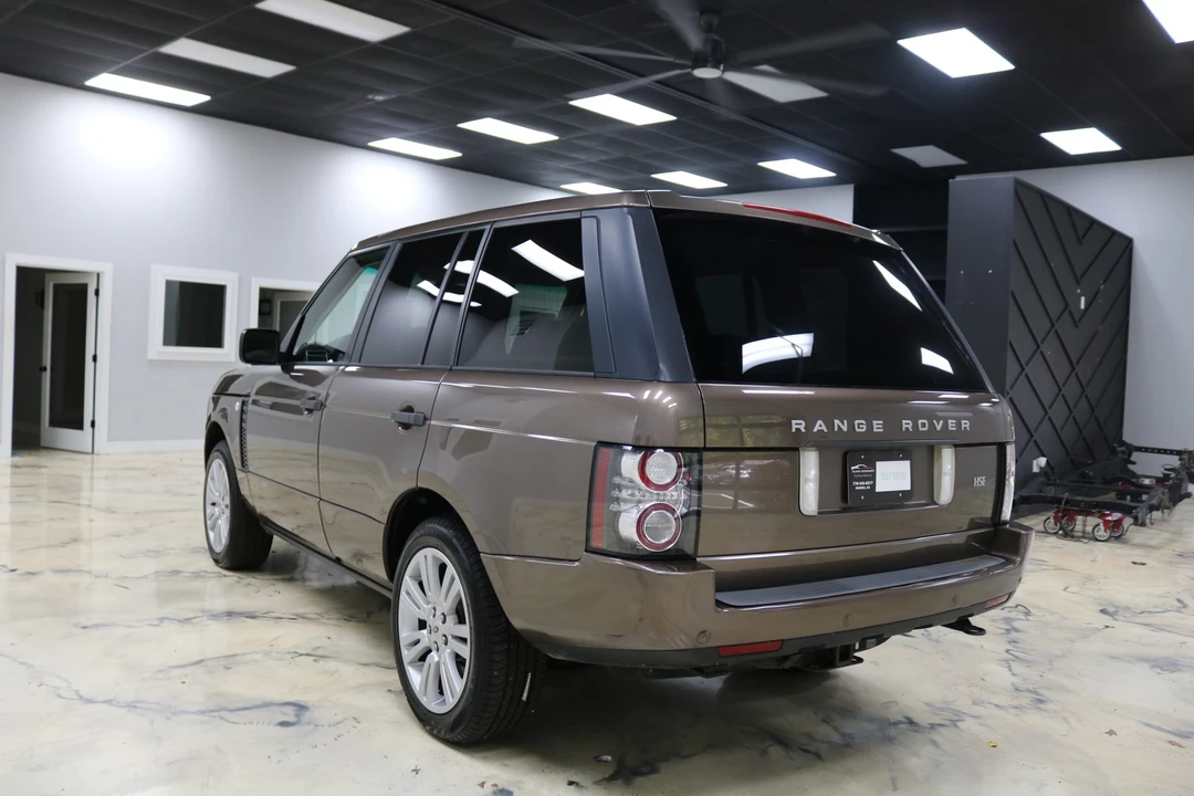 2011 Land Rover Range Rover L322 - Image 9 of 31