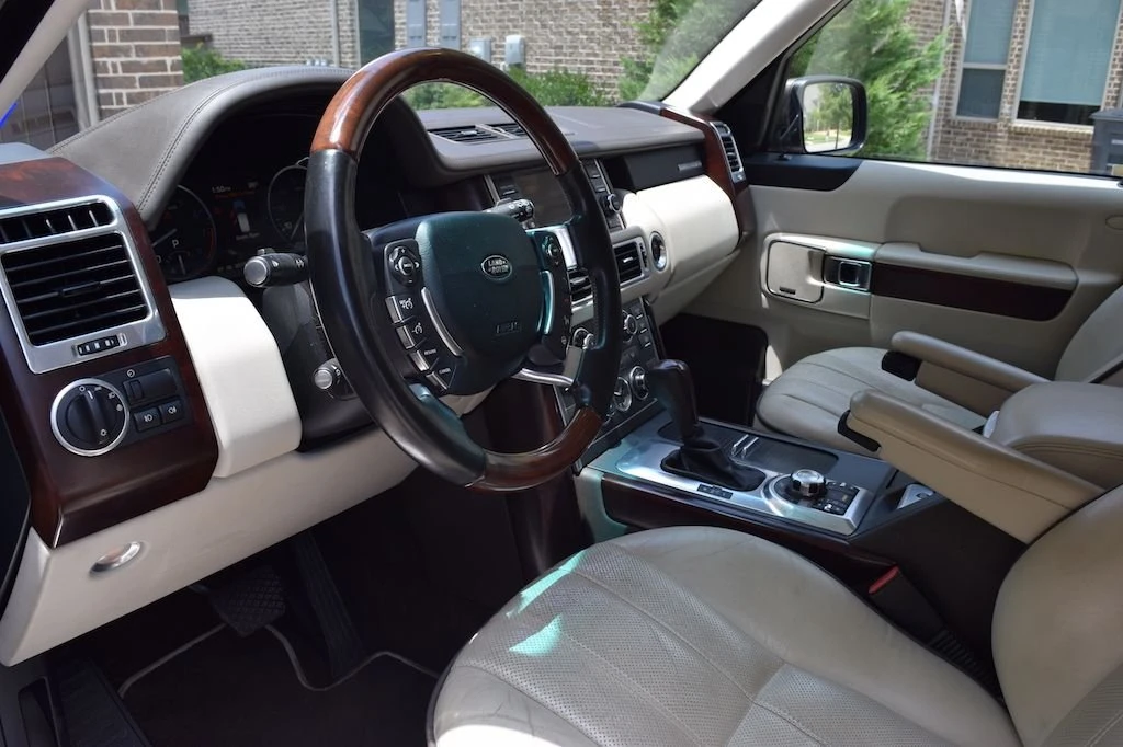 2011 Land Rover Range Rover L322 - Image 2 of 15