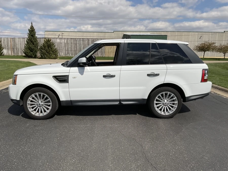 2011 Land Rover Range Rover L322 - Image 2 of 12