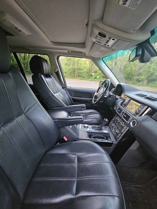 2011 Land Rover Range Rover L322 - Image 9 of 14