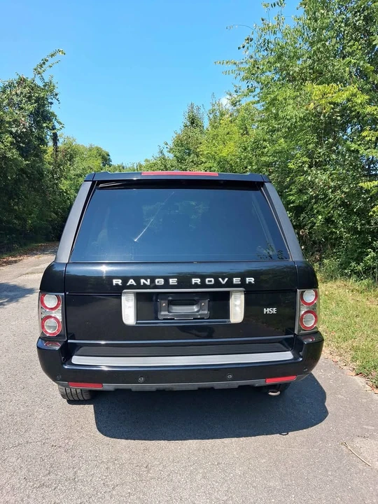 2011 Land Rover Range Rover L322 - Image 8 of 20
