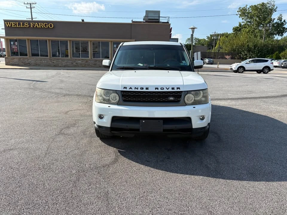2011 Land Rover Range Rover L322 - Image 2 of 11