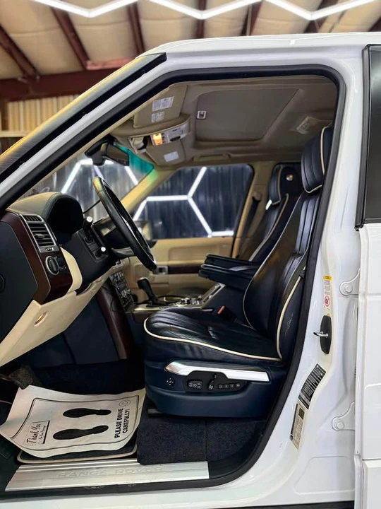 2011 Land Rover Range Rover L322 - Image 5 of 9