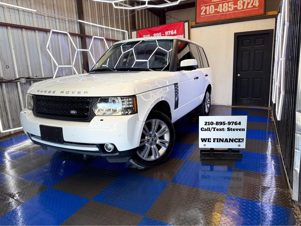 2011 Land Rover Range Rover L322 - Image 2 of 9