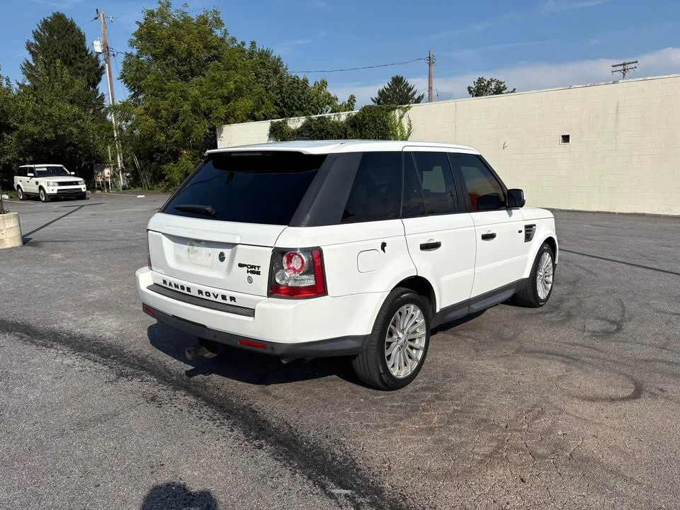 2011 Land Rover Range Rover L322 - Image 5 of 11