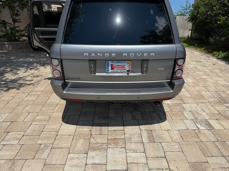 2011 Land Rover Range Rover L322 - Image 2 of 17