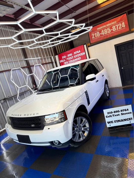 2011 Land Rover Range Rover L322 - Image 4 of 13