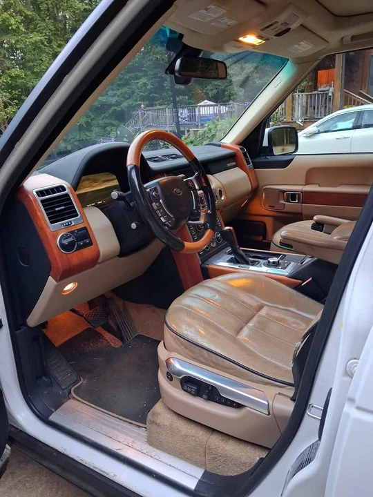 2011 Land Rover Range Rover L322 - Image 5 of 7
