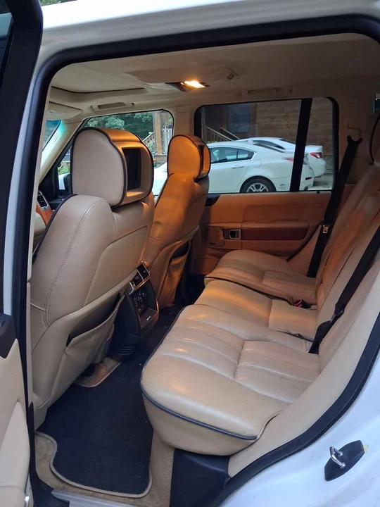 2011 Land Rover Range Rover L322 - Image 6 of 7