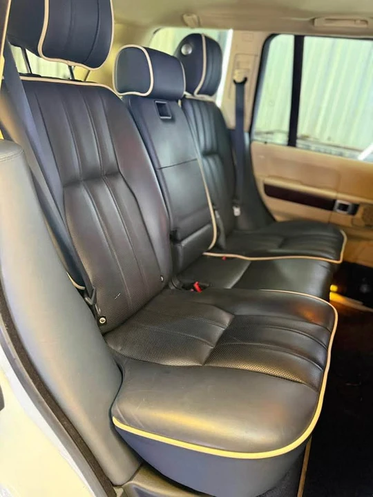 2011 Land Rover Range Rover L322 - Image 9 of 13