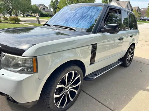 2011 Land Rover Range Rover HSE Sport Utility 4D