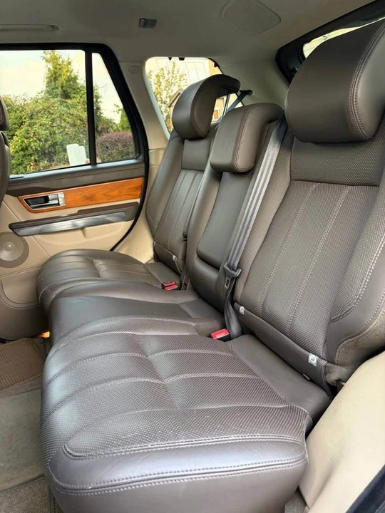 2011 Land Rover Range Rover L322 - Image 9 of 13