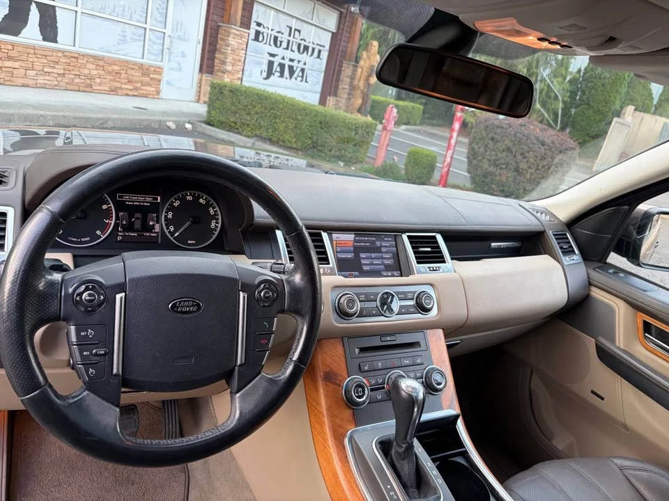 2011 Land Rover Range Rover L322 - Image 11 of 13