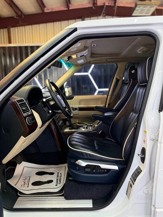2011 Land Rover Range Rover L322 - Image 6 of 13