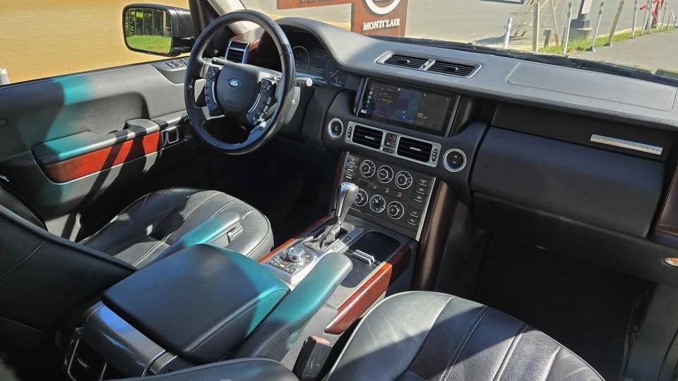 2011 Land Rover Range Rover L322 - Image 7 of 20