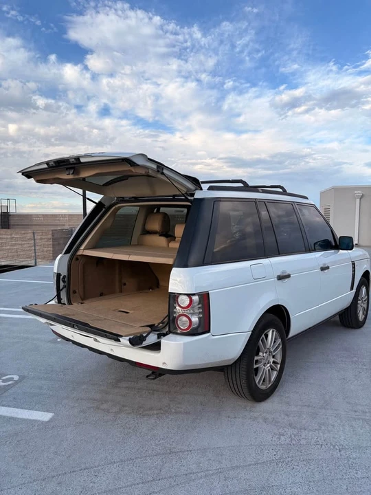 2011 Land Rover Range Rover L322 - Image 6 of 8