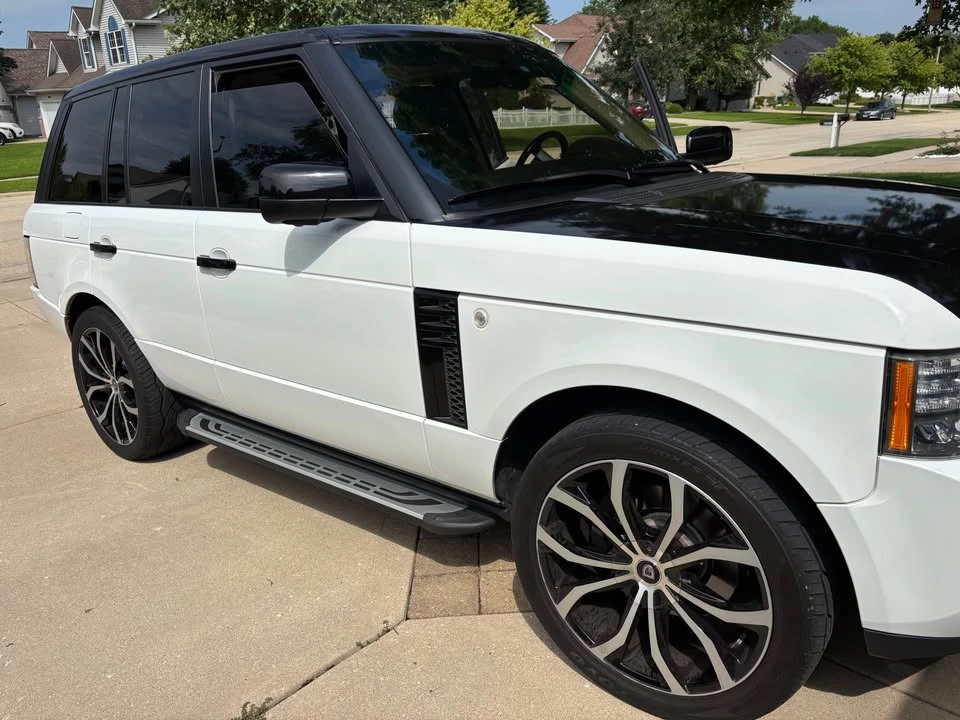 2011 Land Rover Range Rover L322 - Image 2 of 10