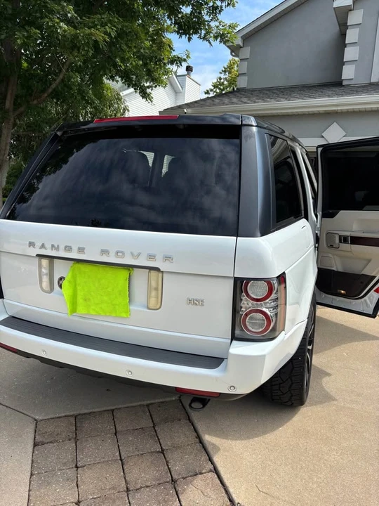2011 Land Rover Range Rover L322 - Image 7 of 10