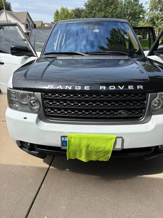 2011 Land Rover Range Rover L322 - Image 3 of 10