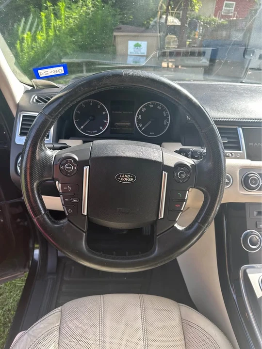 2011 Land Rover Range Rover L322 - Image 8 of 11