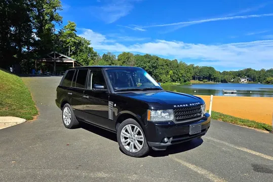 2011 Land Rover Range Rover HSE Sport Utility 4D