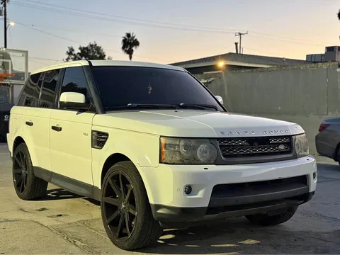 2011 Land Rover Range Rover HSE Sport Utility 4D