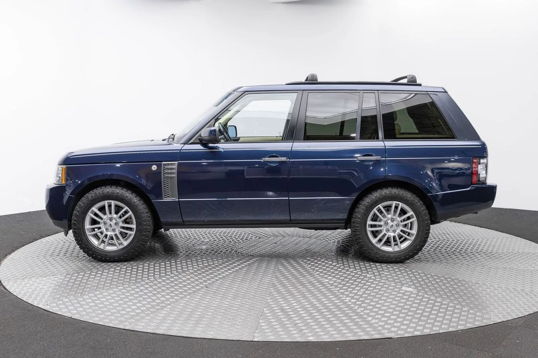 2011 Land Rover Range Rover L322 - Image 8 of 31