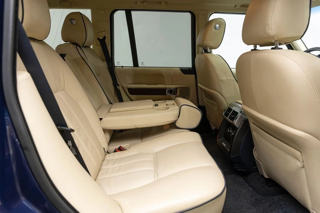 2011 Land Rover Range Rover L322 - Image 16 of 31